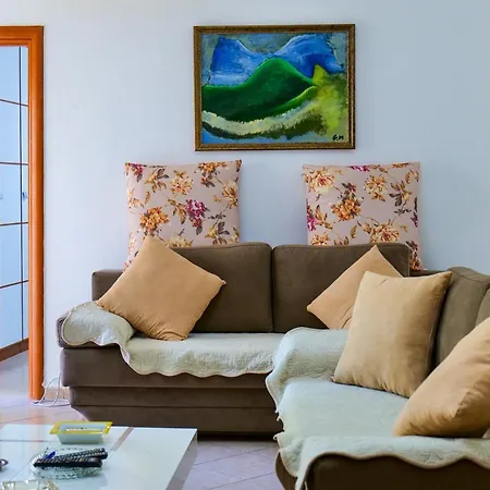 Baraku Appartement *