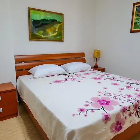 Appartement Baraku *